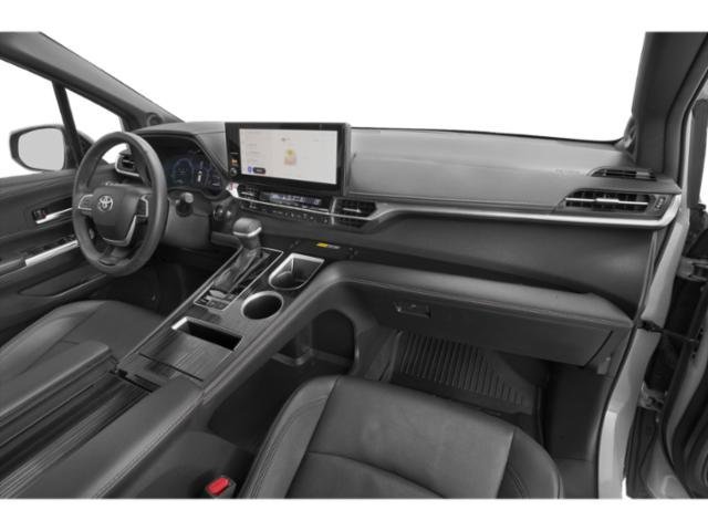 Used 2025 Toyota Sienna XLE Woodland Edition AWD/4WD image 14