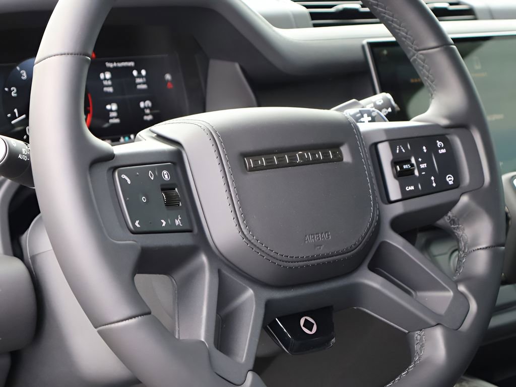 Certified 2026 Land Rover Defender 110 AWD/4WD image 23