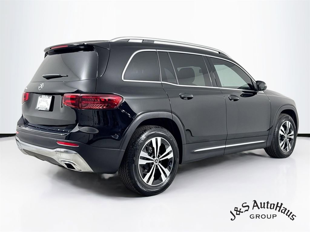 Used 2025 Mercedes-Benz GLB 250 image 7