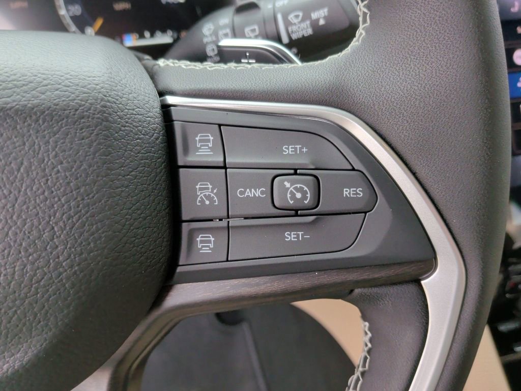 New 2025 Jeep Grand Cherokee Limited image 19