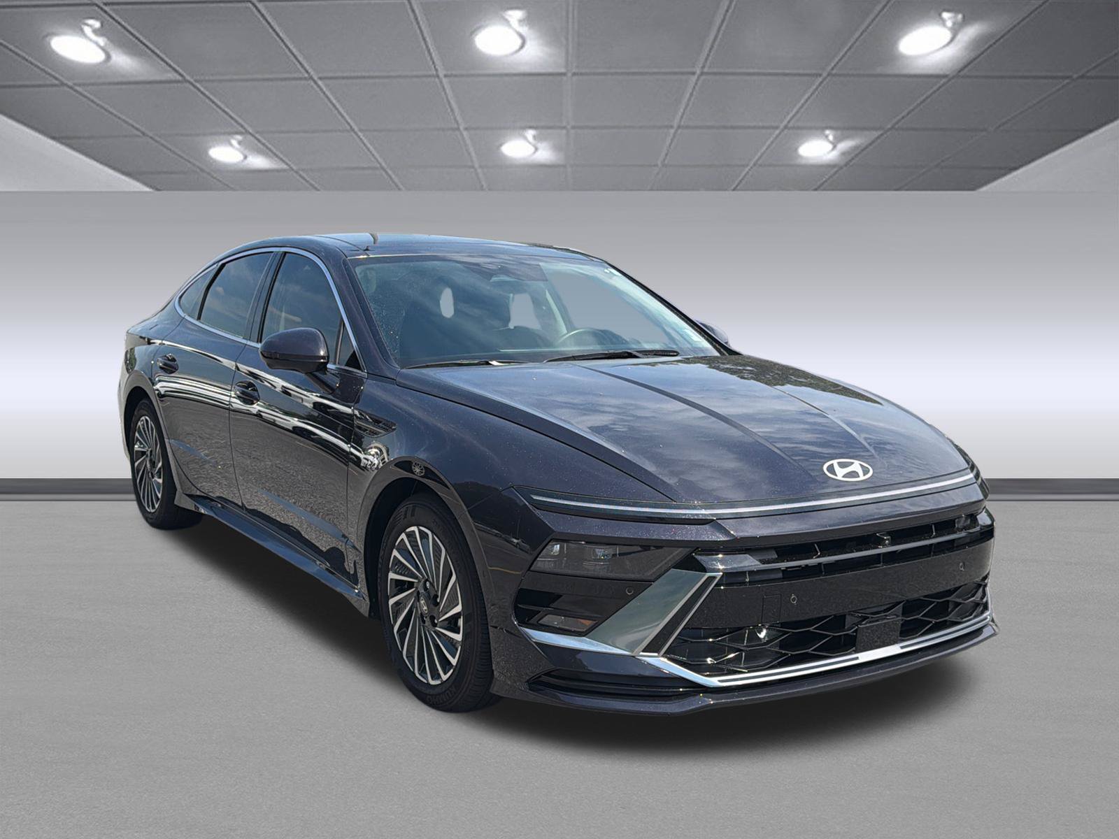 Certified 2025 Hyundai Sonata Limited FWD image 5