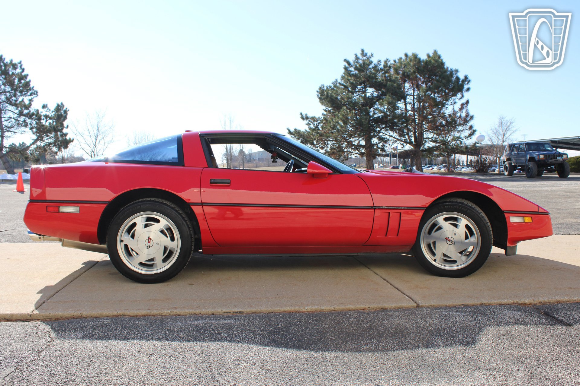 Used 1989 Chevrolet Corvette Coupe RWD image 17