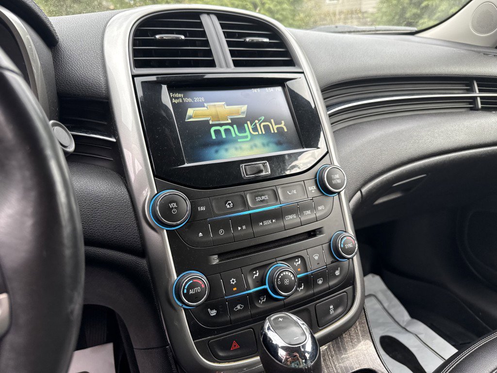 Used 2016 Chevrolet Malibu LTZ FWD image 24
