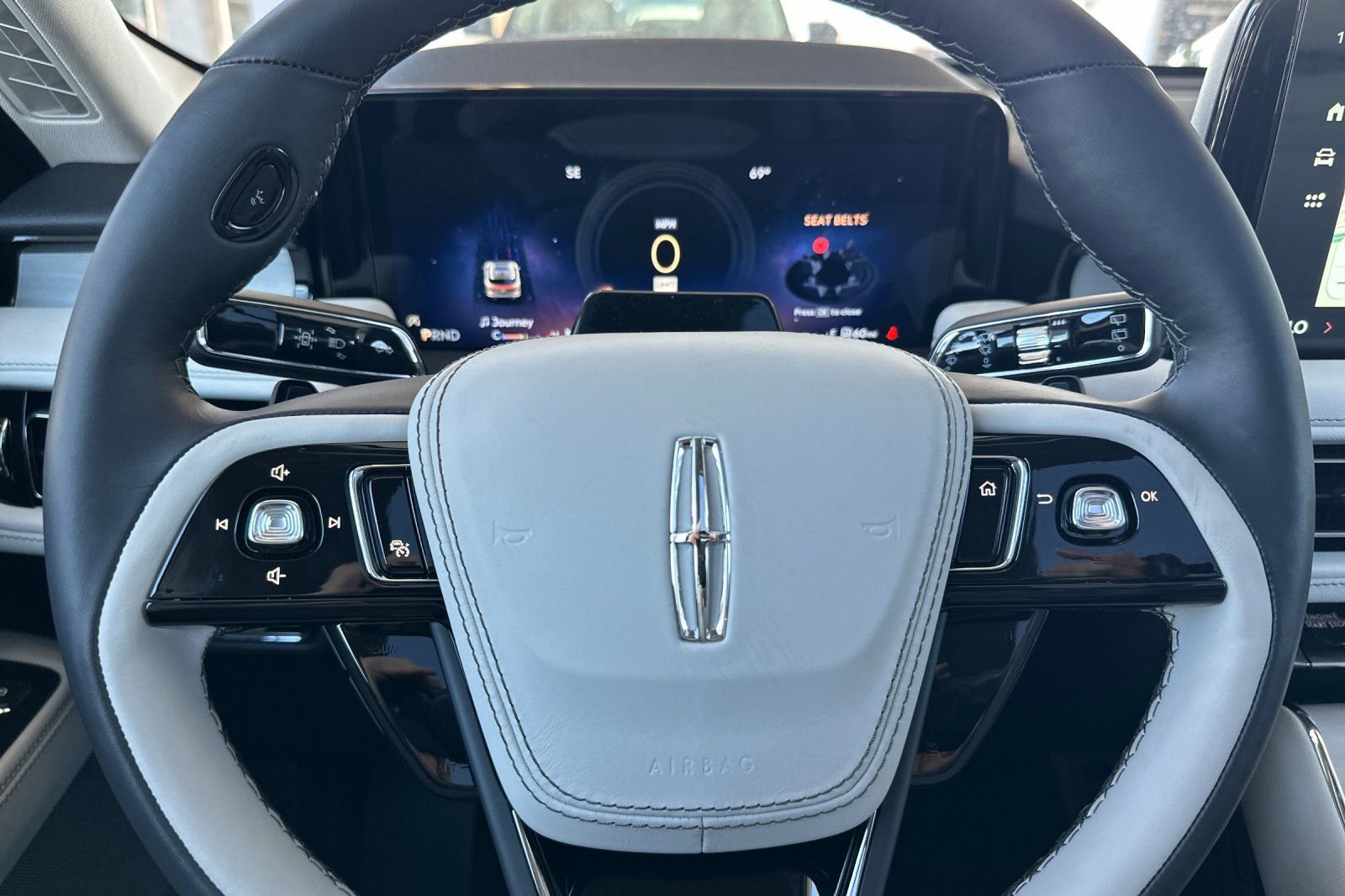 New 2026 Lincoln Aviator Reserve image 24