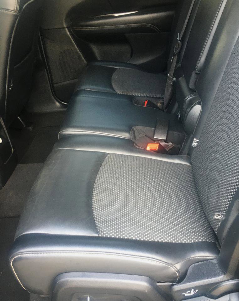 Used 2018 Dodge Journey Crossroad image 13