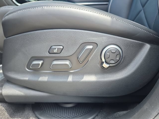Used 2026 Genesis GV80 3.5T Prestige AWD/4WD image 15