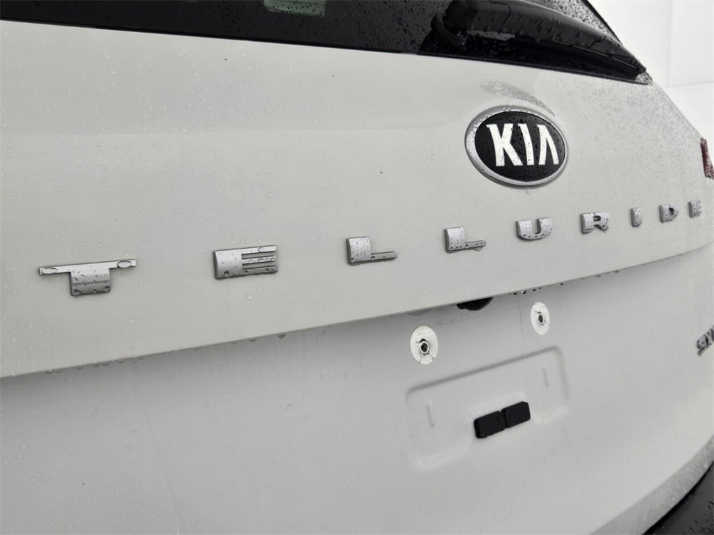 Used 2021 Kia Telluride SX w/ SX Prestige Package image 14