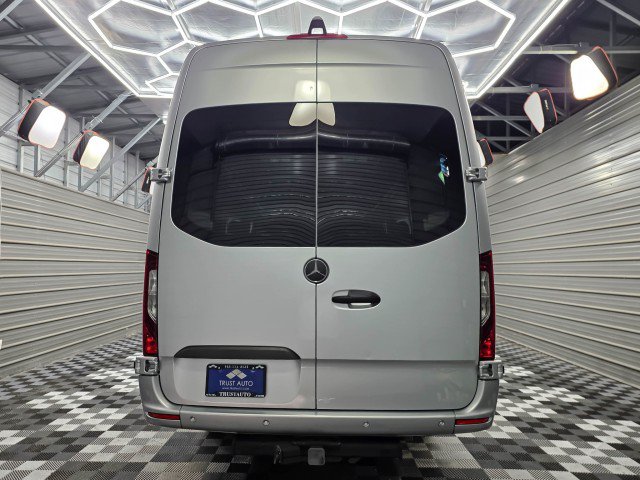 Used 2023 Mercedes-Benz Sprinter 3500 image 7