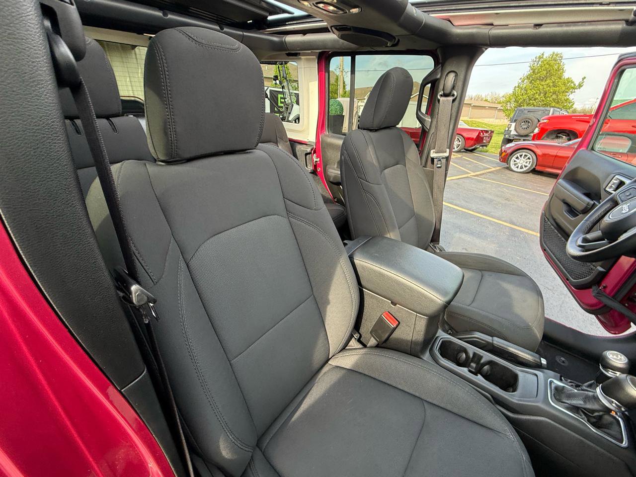 Used 2022 Jeep Wrangler Unlimited Sport w/ Sun And Sound Package AWD/4WD image 44