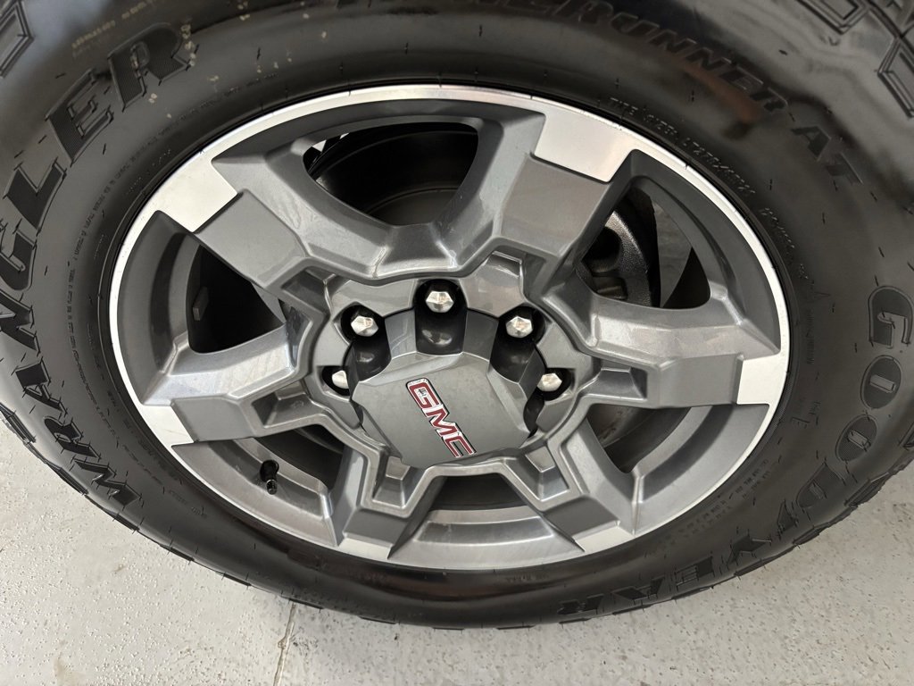 New 2025 GMC Sierra 2500 SLE w/ Preferred Package image 8