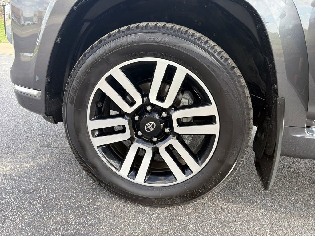 Used 2023 Toyota 4Runner Limited image 30