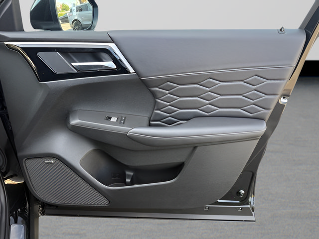 New 2026 Mitsubishi Outlander SEL FWD image 24