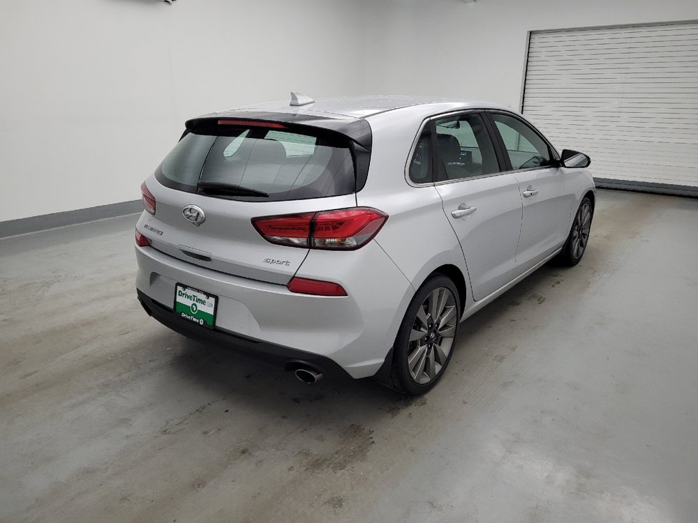 Used 2018 Hyundai Elantra GT Sport FWD image 9