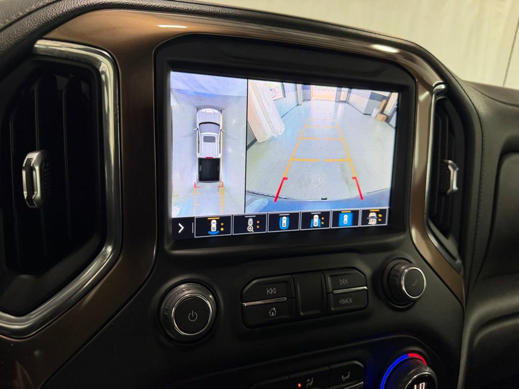 Used 2022 Chevrolet Silverado 1500 High Country w/ Technology Package image 20