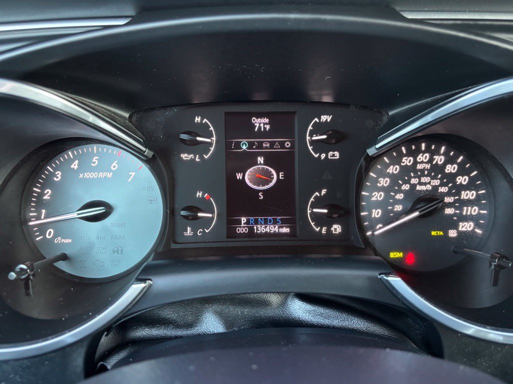 Used 2018 Toyota Sequoia TRD Sport AWD/4WD image 43
