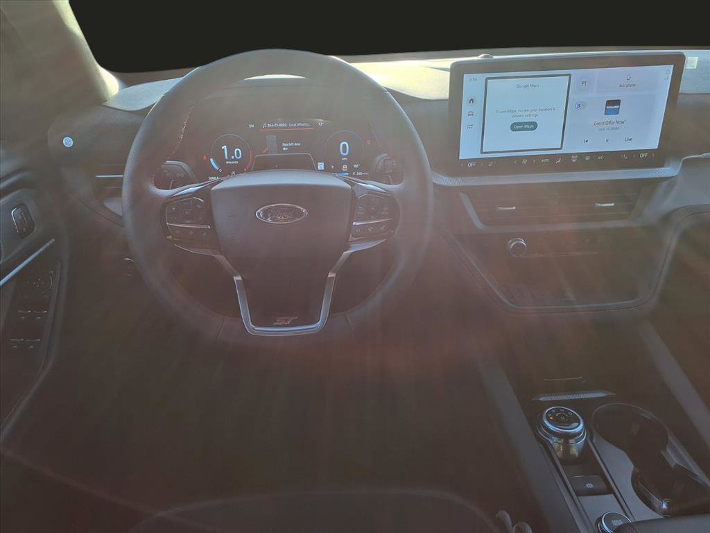 Used 2025 Ford Explorer ST image 4
