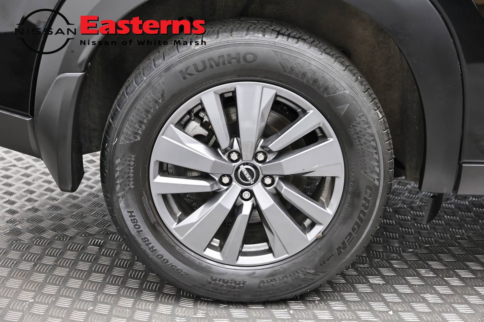 Used 2024 Nissan Pathfinder S AWD/4WD image 29