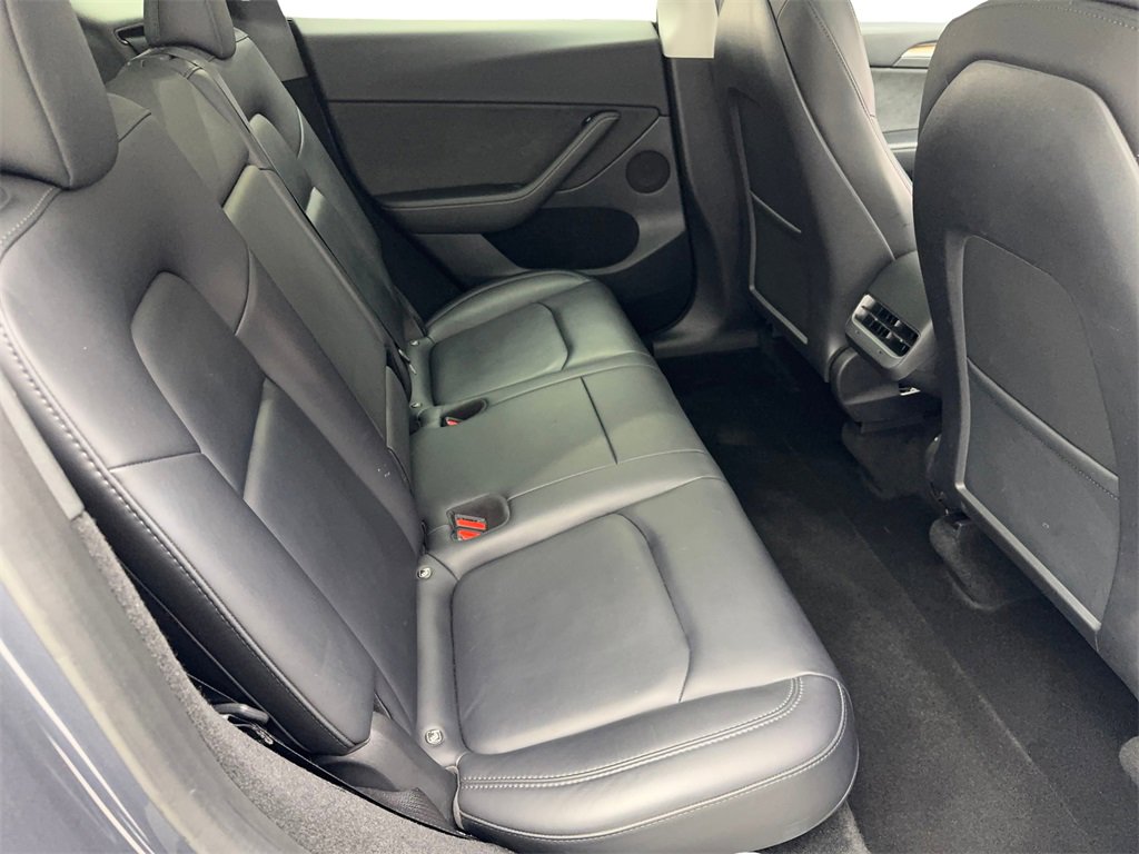 Used 2023 Tesla Model Y Performance image 38