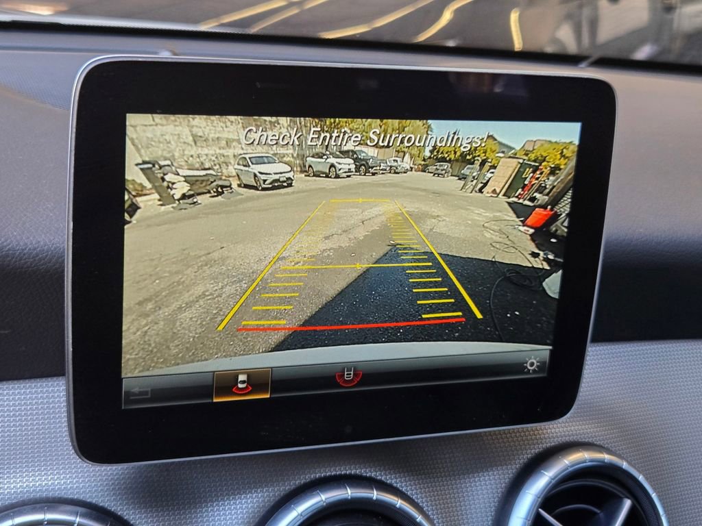 Used 2018 Mercedes-Benz CLA 250 image 16