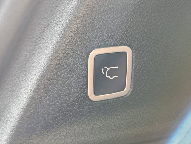 New 2026 Chrysler Pacifica Select w/ S Appearance Package image 33