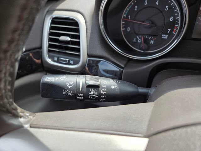 Used 2011 Jeep Grand Cherokee Laredo AWD/4WD image 20