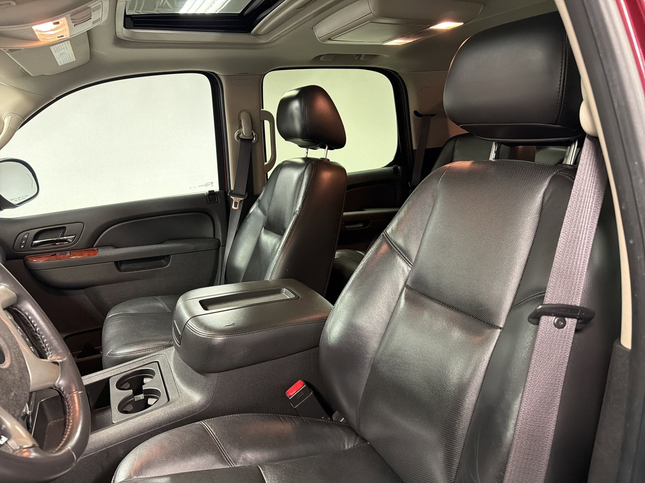 Used 2011 GMC Yukon SLT image 23