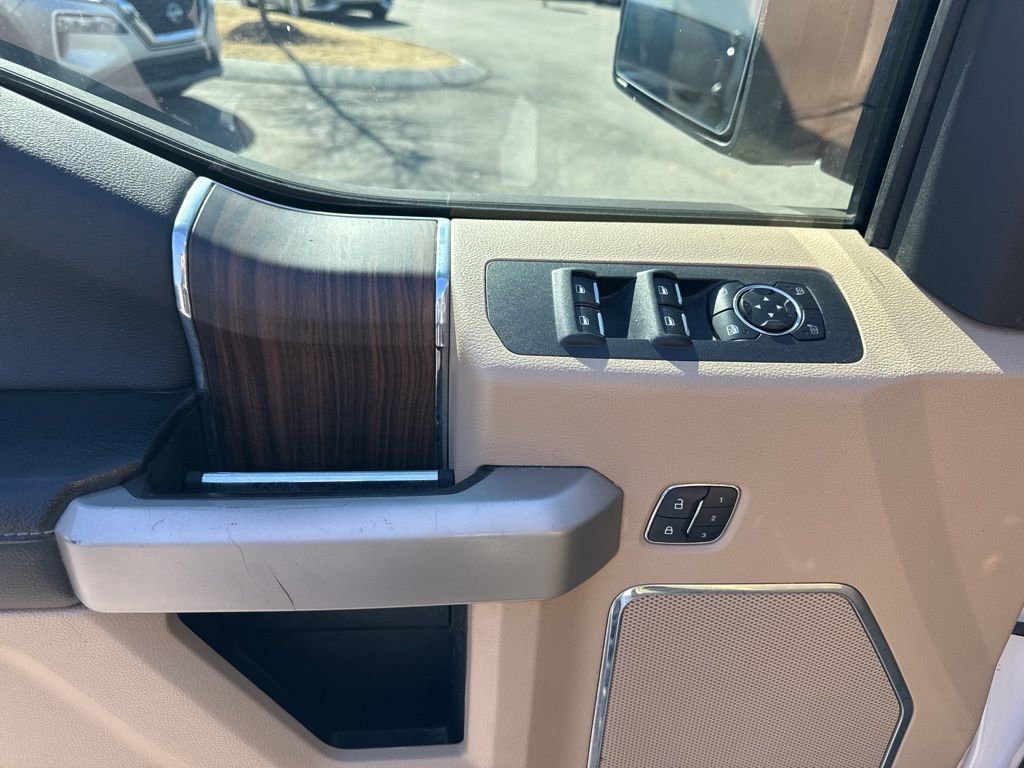 Used 2016 Ford F150 Lariat w/ Equipment Group 502A Luxury image 11