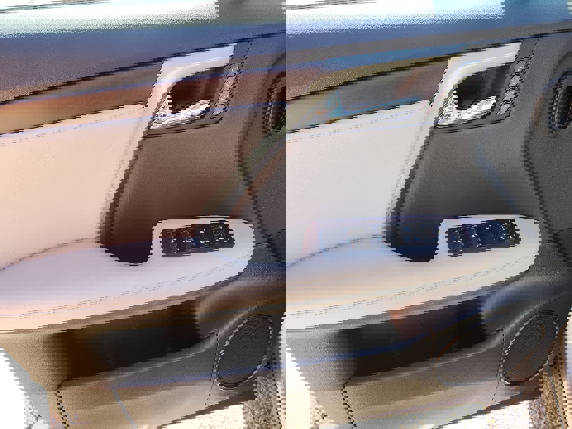 Used 2022 Lexus RX 350 Premium w/ Premium Package image 15