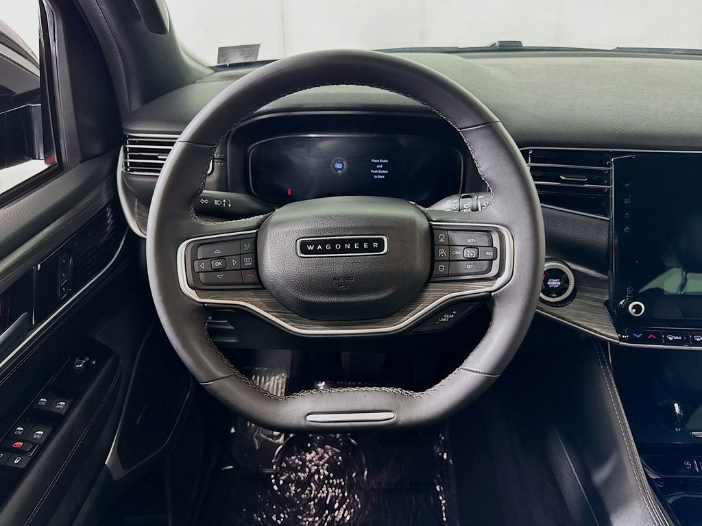 Used 2024 Jeep Wagoneer L Series II w/ Flexible Seating Group image 11