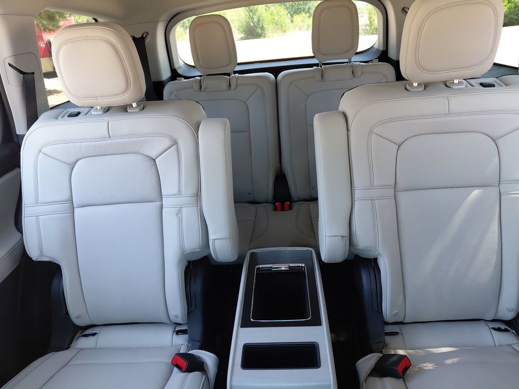 New 2026 Lincoln Aviator Reserve w/ Luxury Package AWD/4WD image 26