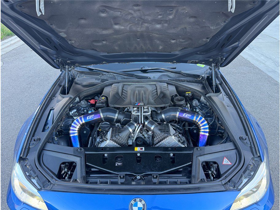 Used 2016 BMW M5 RWD image 50