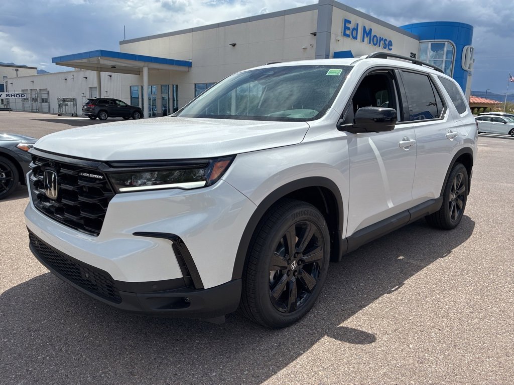 New 2025 Honda Pilot Black Edition