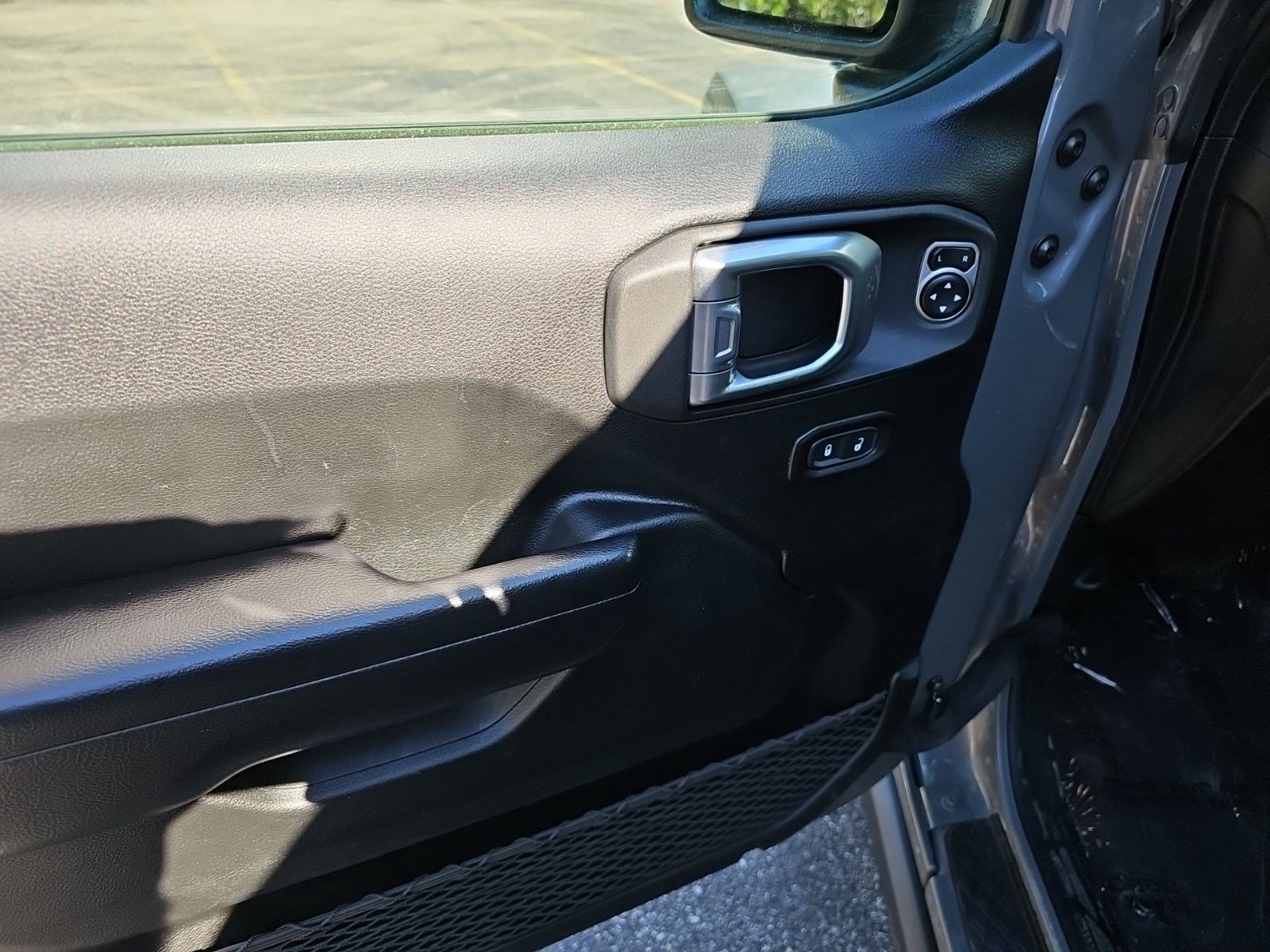 Used 2020 Jeep Gladiator Rubicon w/ LED Lighting Group AWD/4WD image 20