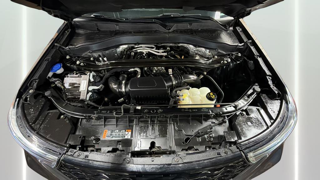 Used 2020 Ford Explorer ST w/ Premium Technology Package image 36