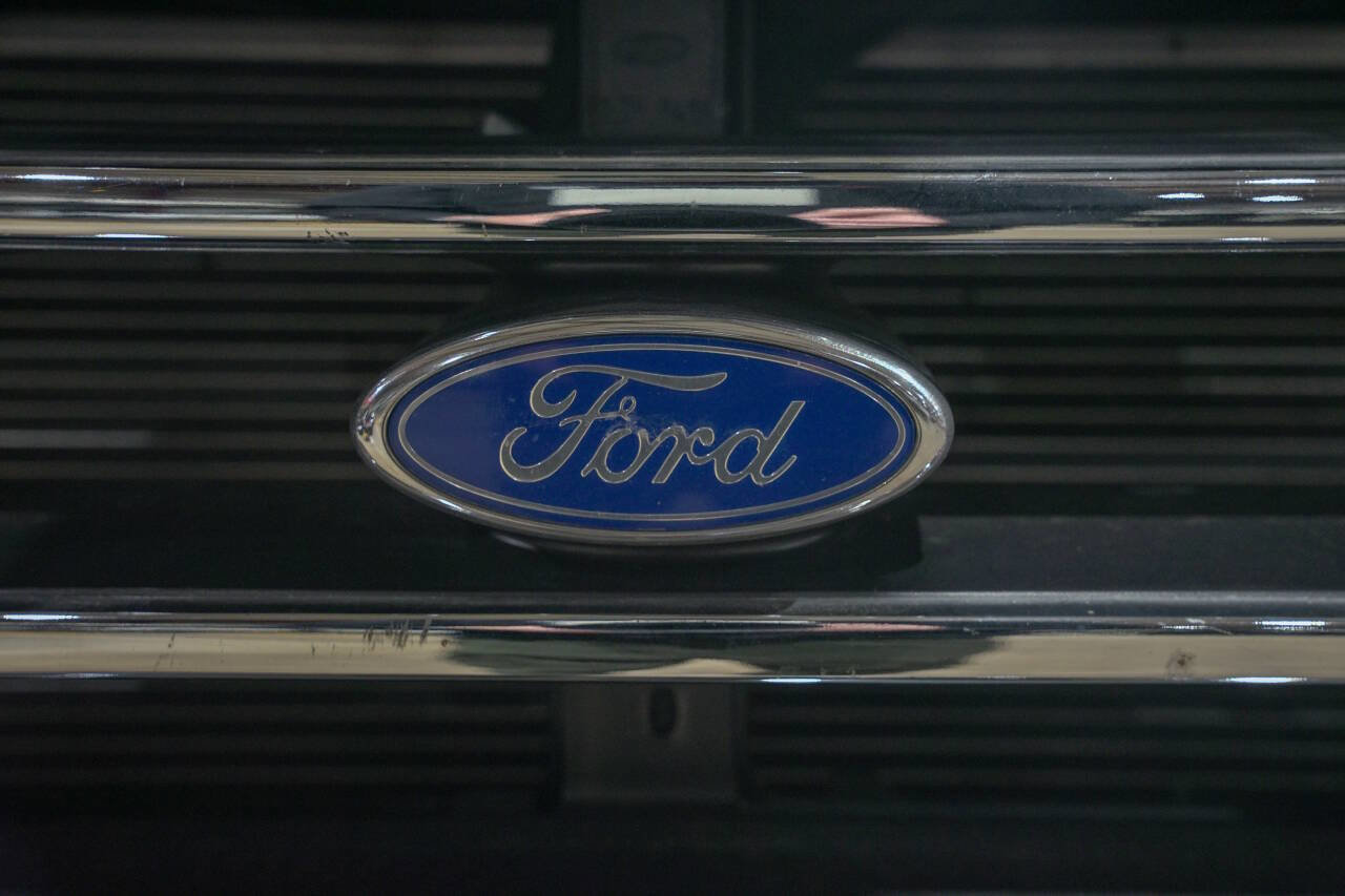 Used 1995 Ford Bronco XLT image 21