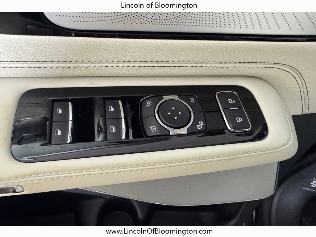 New 2026 Lincoln Aviator Black Label w/ Dynamic Handling Package image 35