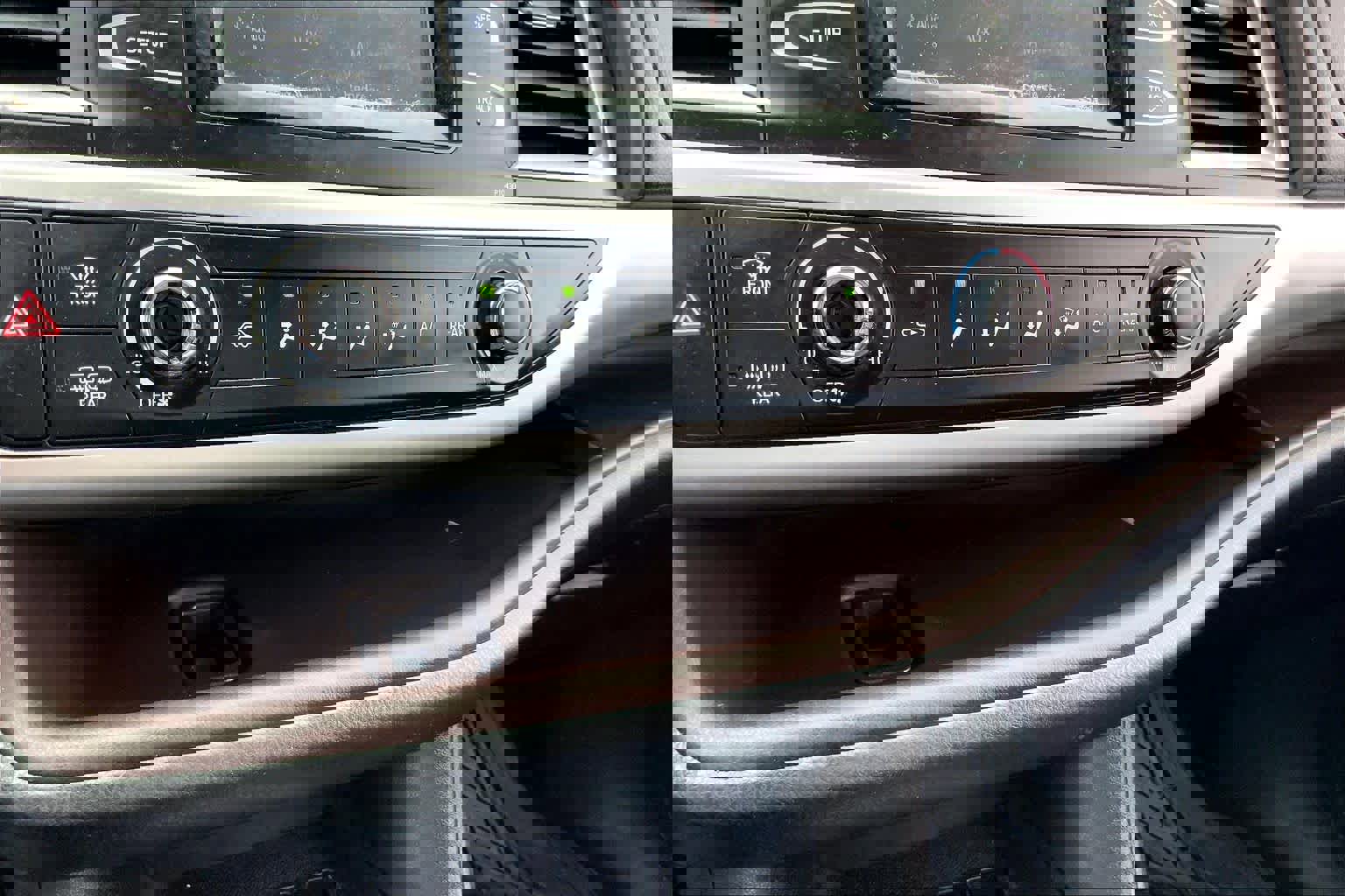 Used 2015 Toyota Highlander LE image 31