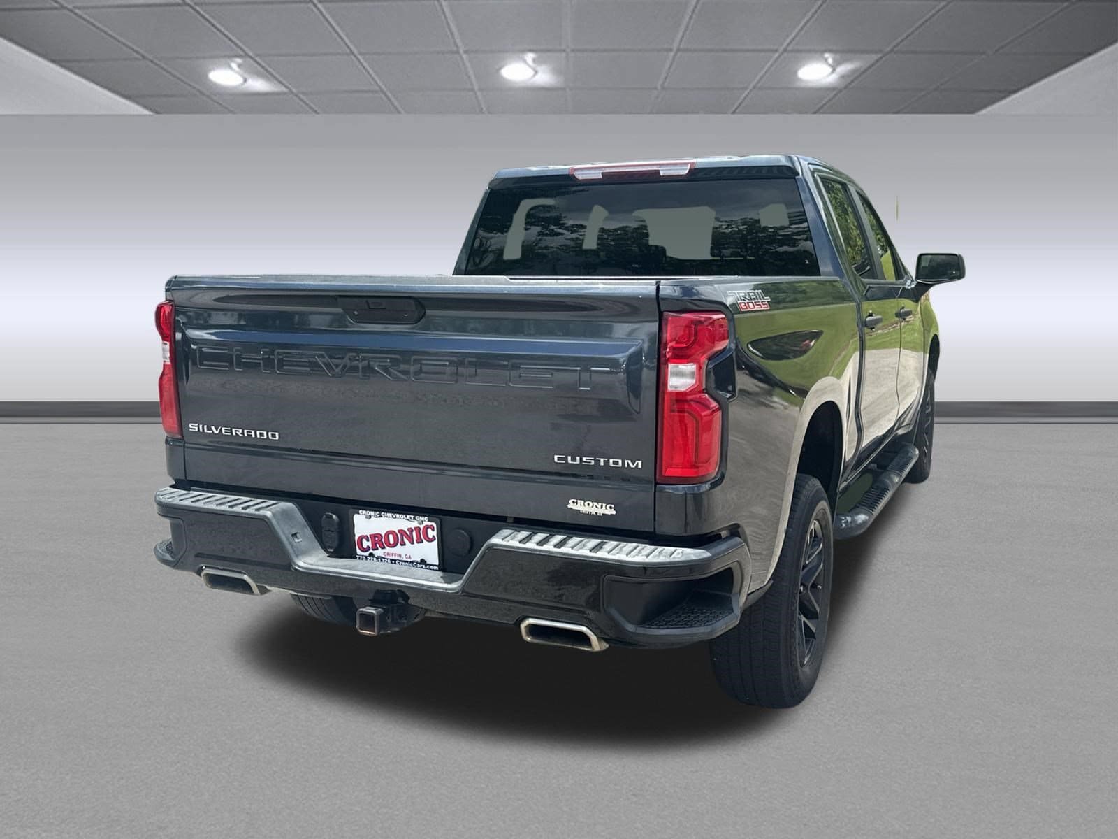 Used 2020 Chevrolet Silverado 1500 Custom Trail Boss w/ Custom Convenience Package AWD/4WD image 3