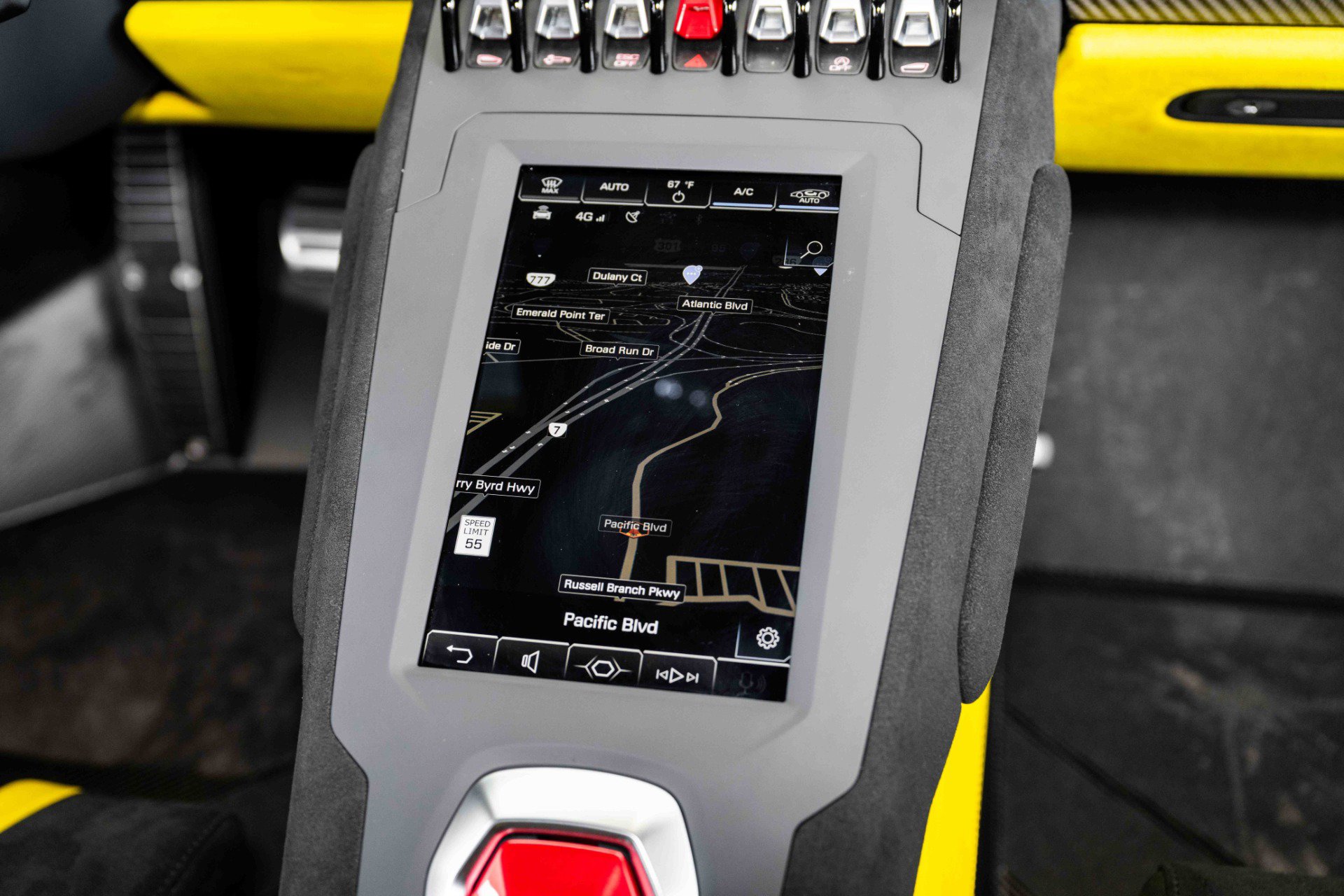 Used 2022 Lamborghini Huracan STO image 24