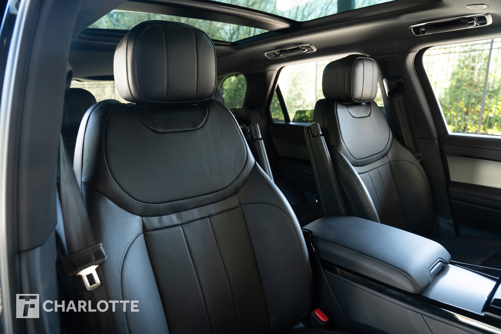 Used 2025 Land Rover Range Rover Sport Dynamic SE image 25