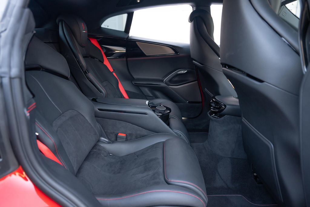 Certified 2025 Ferrari Purosangue image 59