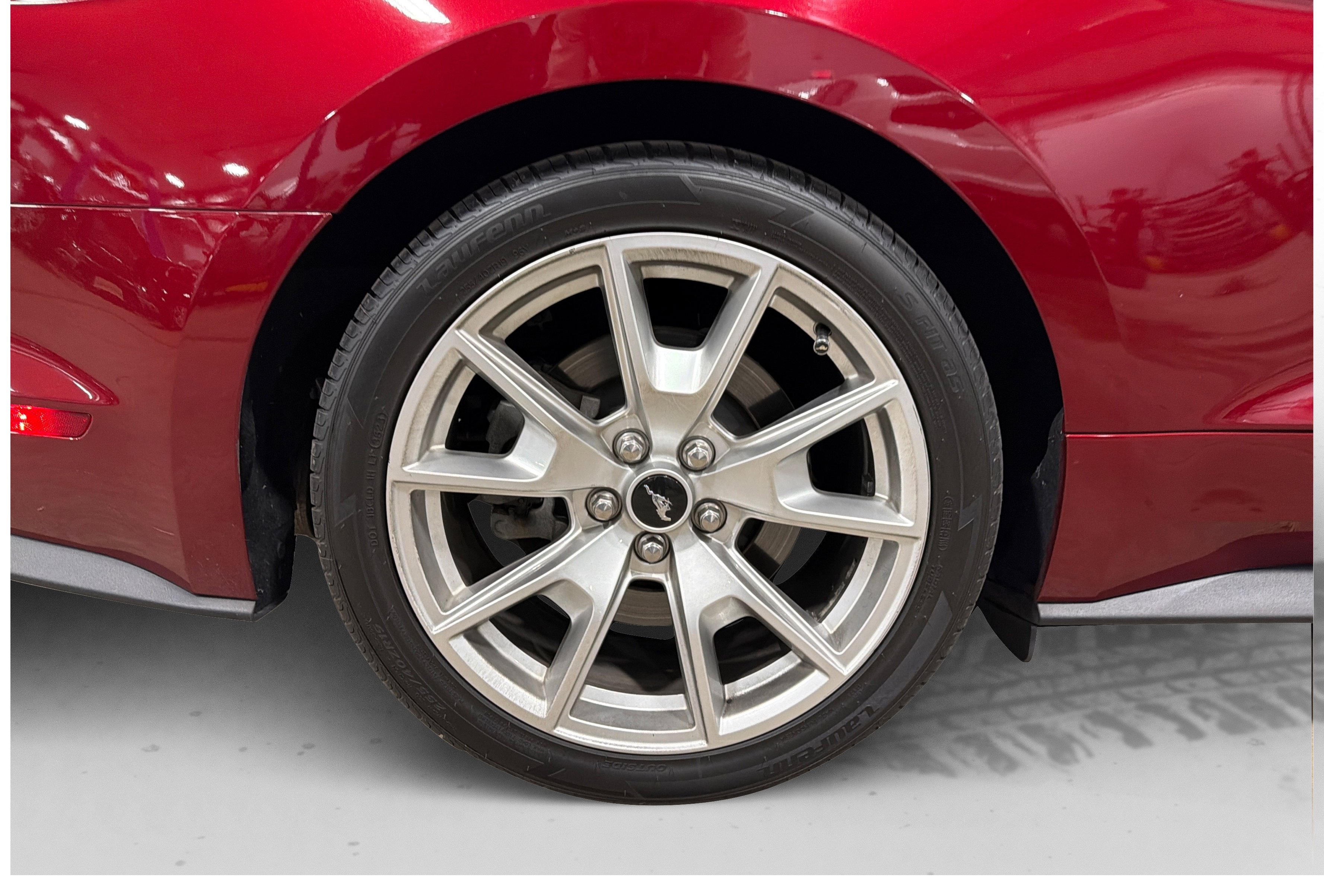 Used 2015 Ford Mustang GT Premium w/ Equipment Group 401A RWD image 49