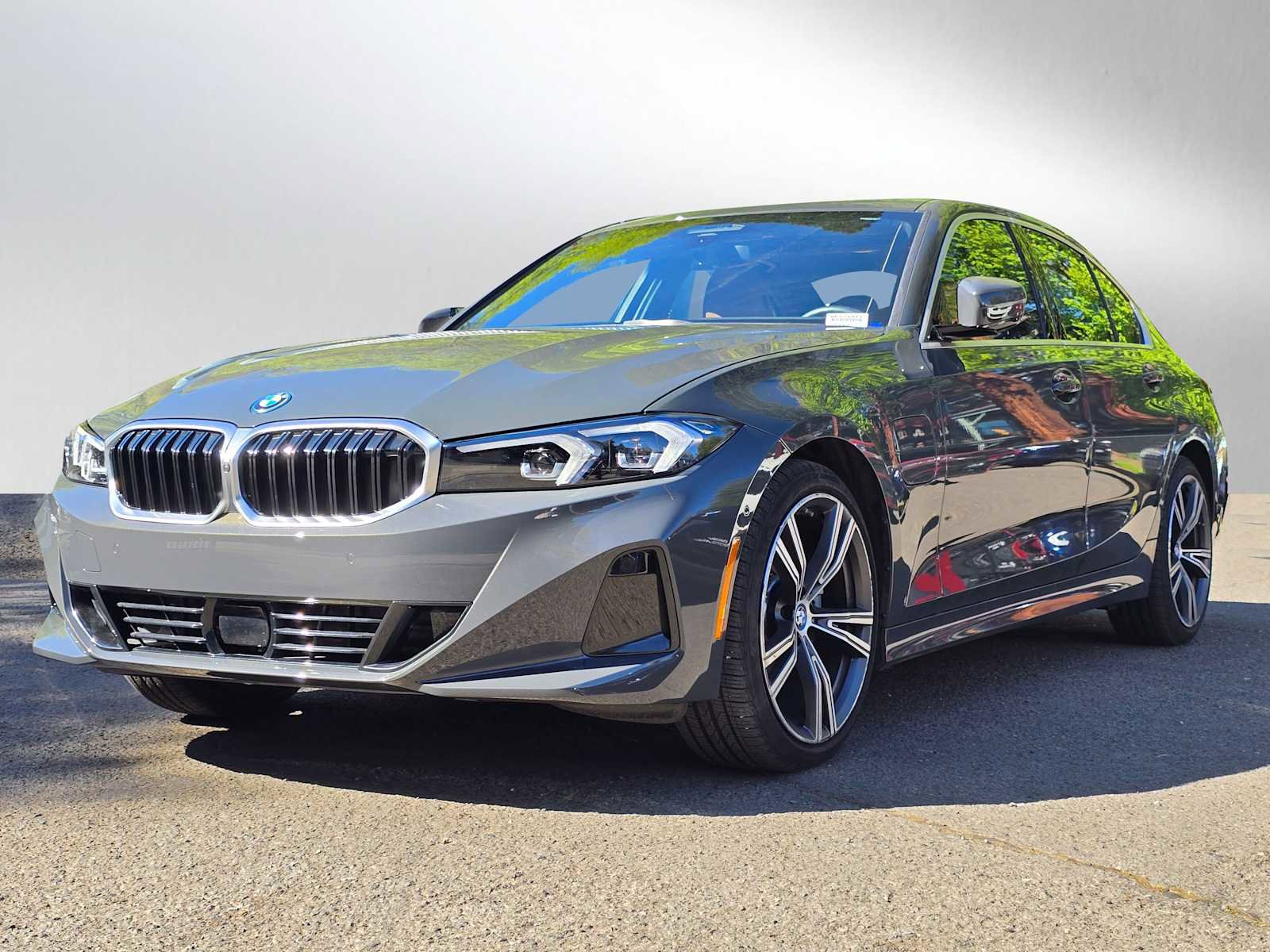 Used 2024 BMW 330e xDrive w/ Premium Package image 7