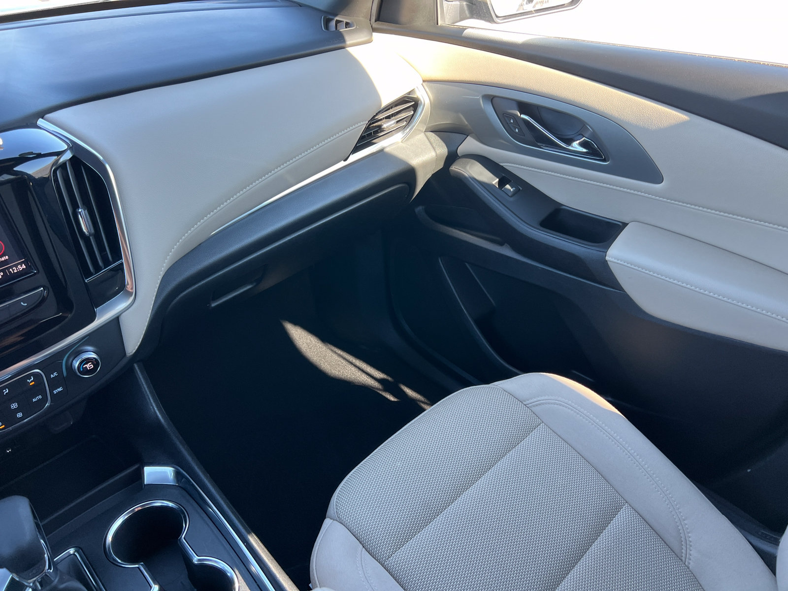 Used 2024 Chevrolet Traverse LS w/ Safety Package FWD image 35