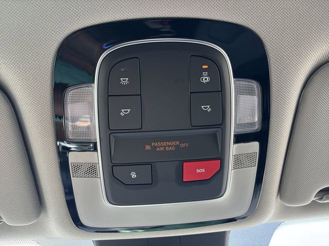 Used 2023 Hyundai Santa Fe SEL image 33