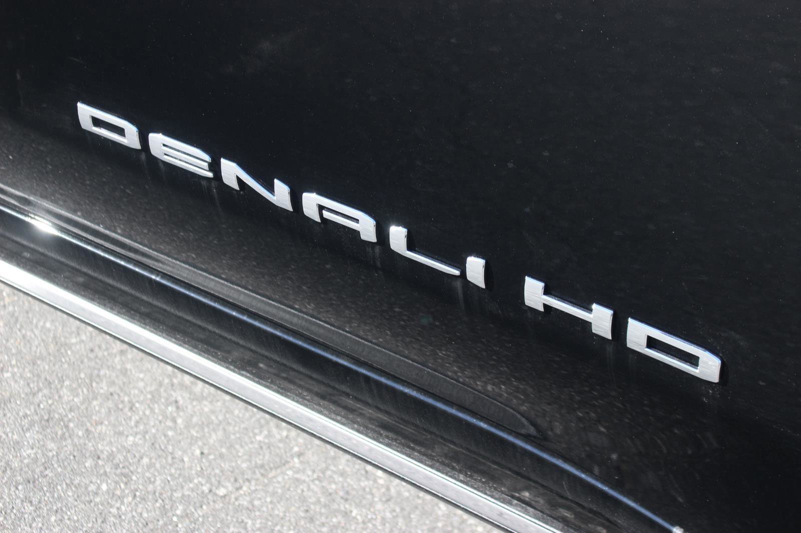 New 2026 GMC Sierra 2500 Denali w/ Denali Reserve Package image 11