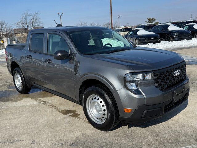 Certified 2025 Ford Maverick XL w/ Equipment Group 102A image 6