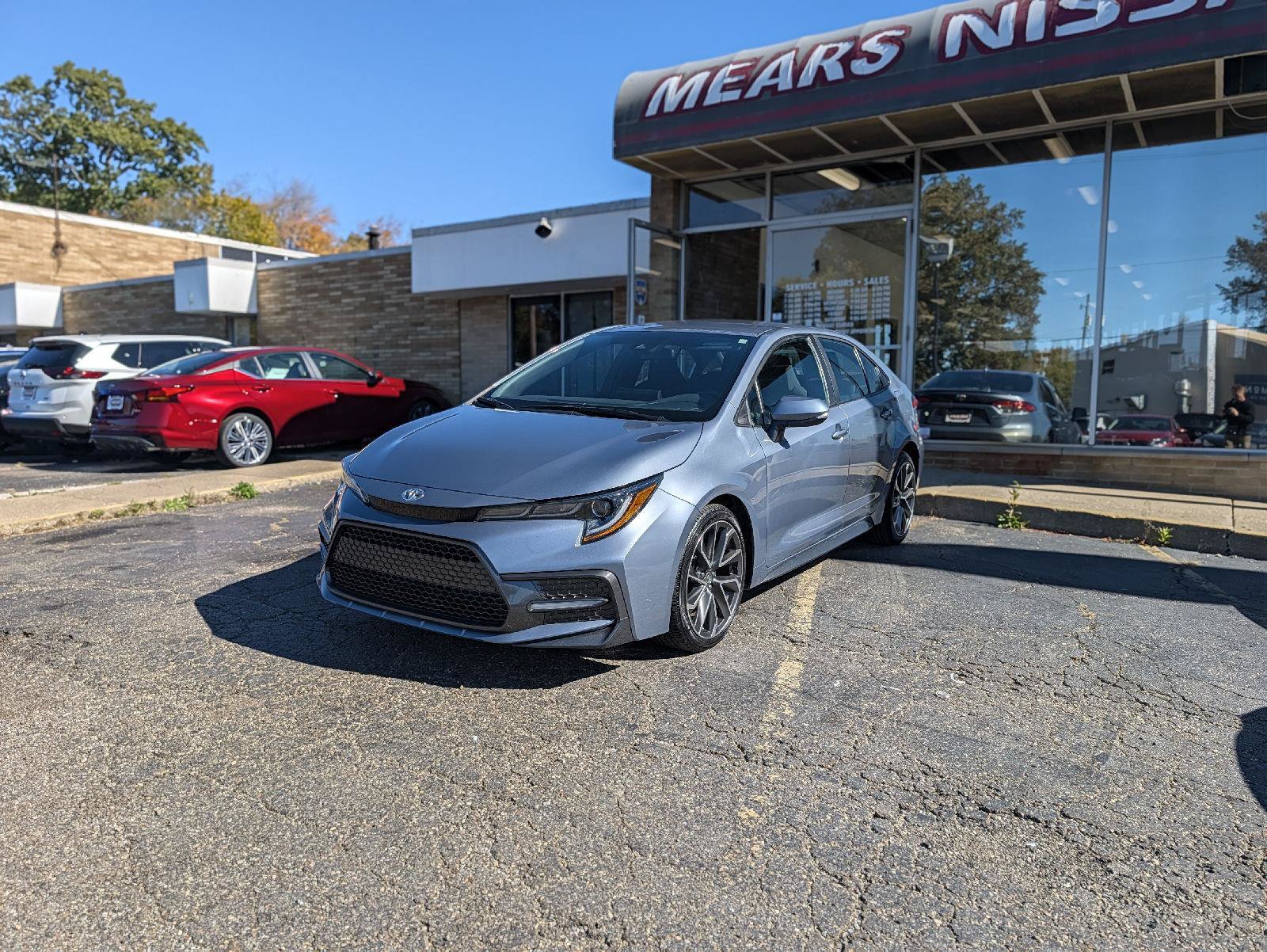 Used 2022 Toyota Corolla SE w/ Carpet Mat Package (TMS) FWD image 5