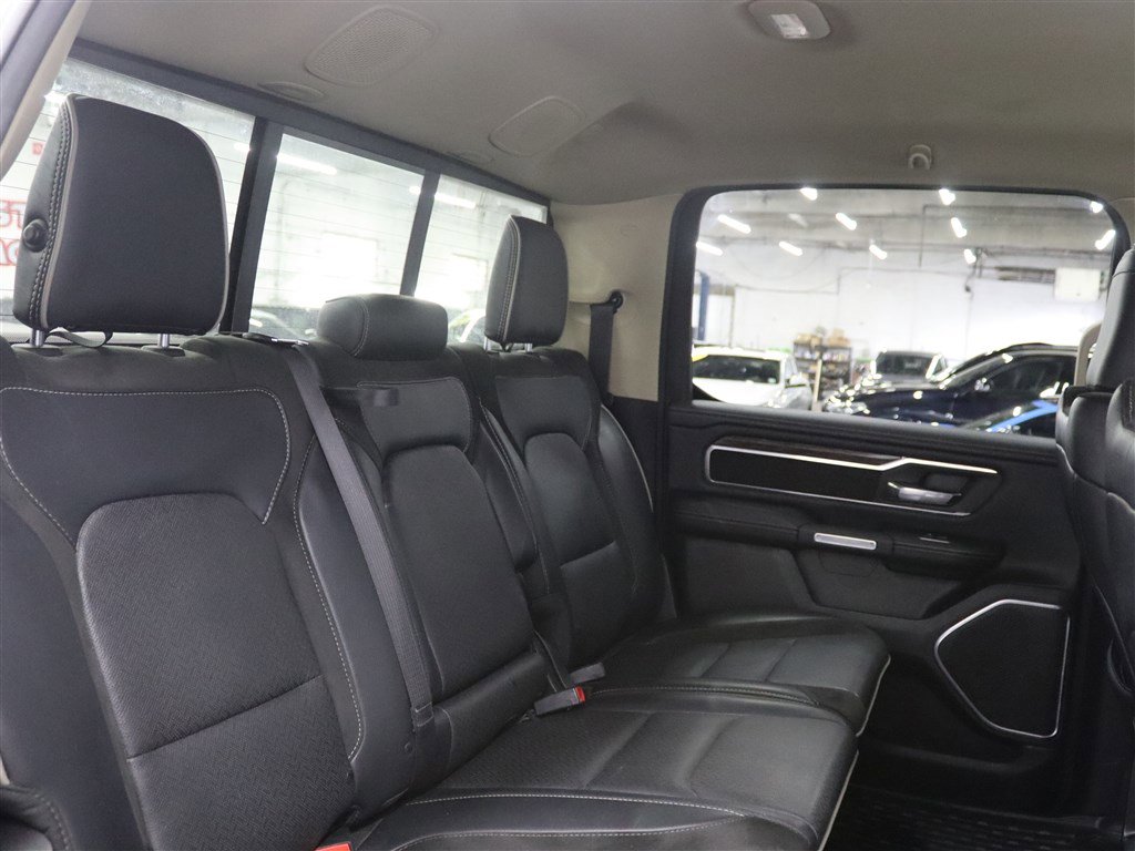 Used 2019 RAM 1500 Laramie AWD/4WD image 22