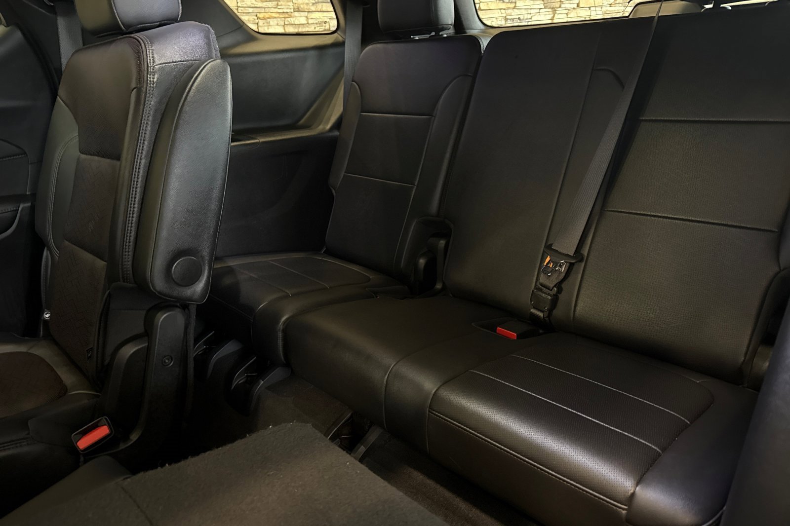 Used 2022 Chevrolet Traverse High Country image 14